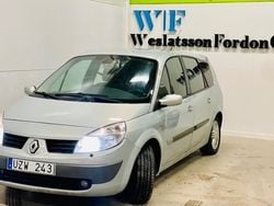 Ljusgrå Begagnad 2004 Renault Grand Scénic II Minibuss | 29 900 kr (Lite dyr)