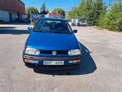 Blå Begagnad 1995 VW Golf III Halvkombi | 22 500 kr
