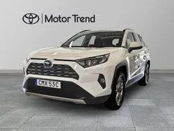 Vit Begagnad 2020 Toyota RAV4 Hybrid SUV | 339 500 kr (Marknadspris)