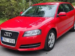 Röd Begagnad 2011 Audi A3 Sportback Attraction Halvkombi | 56 900 kr (Marknadspris)