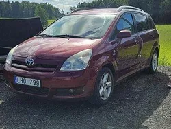 Röd Begagnad 2006 Toyota Corolla Verso Minibuss | 30 000 kr (Lite dyr)