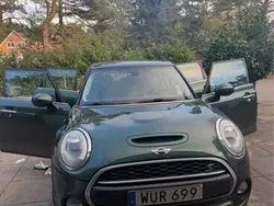 Grön Begagnad 2017 Mini Cooper S Halvkombi | 160 000 kr (Bra pris)