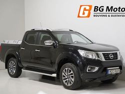 Svart Begagnad 2016 Nissan Navara 360º Pickup | 248 900 kr (Marknadspris)