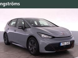 Ljusgrå (vapor grey) Begagnad 2023 Cupra Born Halvkombi | 269 000 kr (Marknadspris)