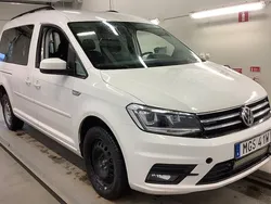 Vit Begagnad 2019 VW Caddy Maxi Life Life Minibuss | 319 000 kr (Marknadspris)