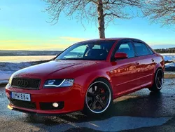 Röd Begagnad 2004 Audi A4 Sedan | 54 000 kr