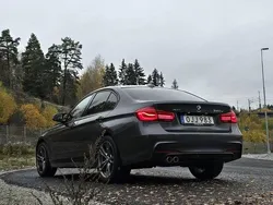 Grå Begagnad 2017 BMW 320 M Sport Sedan | 224 999 kr (Lite dyr)
