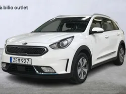 Vit Begagnad 2017 Kia Niro Advance SUV | 174 900 kr (Marknadspris)