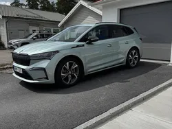 Silver Begagnad 2023 Skoda Enyaq iV SportLine SUV | 459 000 kr (Lite dyr)