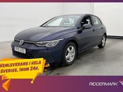 Mörkblå Begagnad 2020 VW Golf VIII Halvkombi | 198 800 kr (Marknadspris)