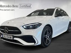 Vit (polarvit) Begagnad 2024 Mercedes C300e AMG Kombi | 569 000 kr (Marknadspris)
