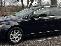 Svart Begagnad 2013 Volvo V70 Momentum Kombi | 109 000 kr (Marknadspris)