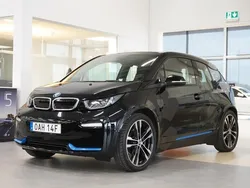 Svart Begagnad 2021 BMW i3 Halvkombi | 219 800 kr