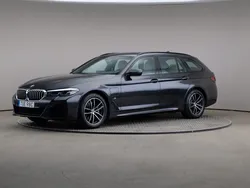 Grå Begagnad 2020 BMW 530e M Sport Kombi | 359 000 kr (Marknadspris)