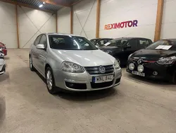 Silver Begagnad 2009 VW Jetta Sportline Sedan | 84 900 kr (Marknadspris)