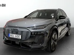 Grå Begagnad 2024 Audi Q6 e-tron Edition .1 SUV | 849 000 kr (Marknadspris)