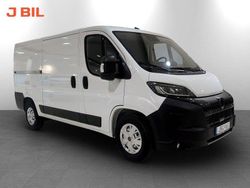 Vit (vit icy) Ny 2025 Peugeot Boxer Van | 459 300 kr (Dyr)