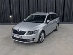 Silver Begagnad 2016 Skoda Octavia Kombi | 129 900 kr (Lite dyr)