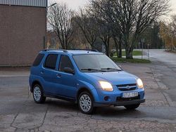 Blå Begagnad 2004 Suzuki Ignis Halvkombi | 15 000 kr