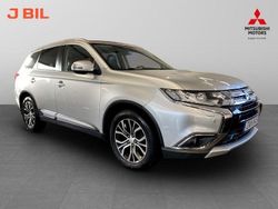 Silver Begagnad 2017 Mitsubishi Outlander SUV | 219 900 kr (Marknadspris)