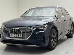 Blå Begagnad 2020 Audi e-tron Advanced SUV | 240 000 kr