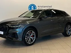 Grå Begagnad 2023 Audi Q8 Competition SUV | 799 900 kr (Bra pris)