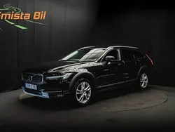 Svart Begagnad 2018 Volvo V90 CC Plus Kombi | 278 900 kr (Marknadspris)
