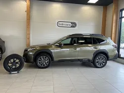 Grön Ny 2024 Subaru Outback SUV | 461 700 kr