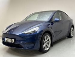 Blå Begagnad 2023 Tesla Model Y RWD SUV | 364 900 kr (Marknadspris)