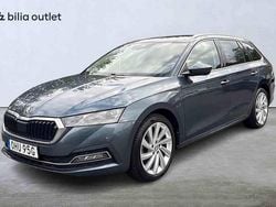 Grå Begagnad 2021 Skoda Octavia Kombi | 259 900 kr (Marknadspris)