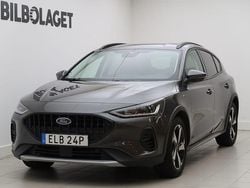 Grå Begagnad 2023 Ford Focus Active Halvkombi | 219 800 kr (Superpris)
