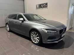 Grå (grå metallic) Begagnad 2018 Volvo V90 Momentum Kombi | 194 900 kr (Marknadspris)