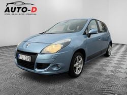 Ljusblå Begagnad 2010 Renault Scénic III Minibuss | 59 900 kr (Marknadspris)