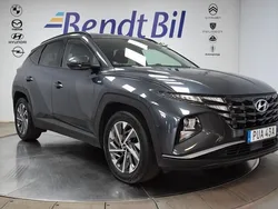 Grå Begagnad 2021 Hyundai Tucson Essential SUV | 264 800 kr (Marknadspris)