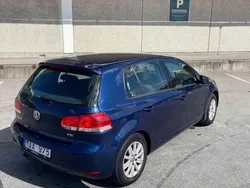 Blå Begagnad 2011 VW Golf VI Halvkombi | 50 000 kr (Superpris)