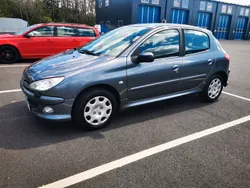 Grå Begagnad 2008 Peugeot 206 Halvkombi | 19 900 kr (Marknadspris)