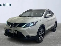 Vit Begagnad 2016 Nissan Qashqai SUV | 159 900 kr (Lite dyr)