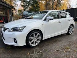 Vit Begagnad 2011 Lexus CT200h Sport Line Halvkombi | 125 000 kr (Lite dyr)