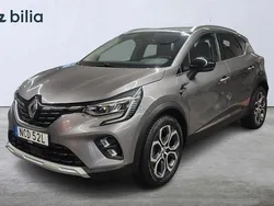 Grå Begagnad 2022 Renault Captur Intens SUV | 175 000 kr (Marknadspris)
