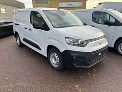 Vit Begagnad 2023 Fiat Doblò Minibuss | 334 875 kr