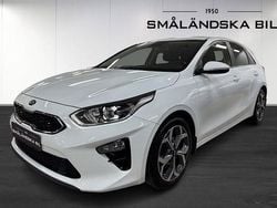Vit Begagnad 2019 Kia Ceed Halvkombi | 169 000 kr (Marknadspris)