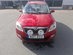 Röd Begagnad 2015 Skoda Roomster Kombi | 43 000 kr (Superpris)