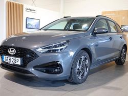 Grå Begagnad 2025 Hyundai i30 Essential Kombi | 259 900 kr (Marknadspris)