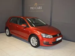 Röd Begagnad 2014 VW Golf VII Halvkombi | 86 900 kr (Bra pris)