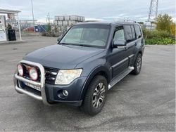 Grå Begagnad 2007 Mitsubishi Pajero SUV | 90 000 kr