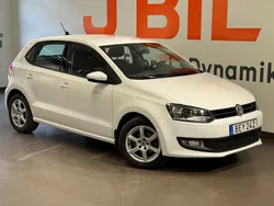 Vit Begagnad 2014 VW Polo Halvkombi | 89 900 kr (Marknadspris)
