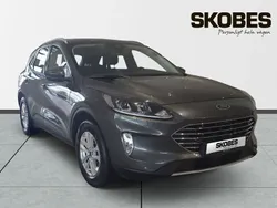 Grå Begagnad 2022 Ford Kuga Business Edition SUV | 269 900 kr (Marknadspris)