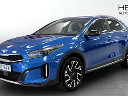 Blå (blue) Begagnad 2023 Kia XCeed Advance SUV | 284 900 kr (Marknadspris)