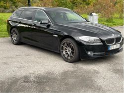 Svart Begagnad 2013 BMW 520 Kombi | 82 000 kr (Marknadspris)