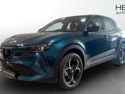 Grå (grey) Ny 2024 Alfa Romeo Junior Edizione Speciale Halvkombi | 393 800 kr (Marknadspris)